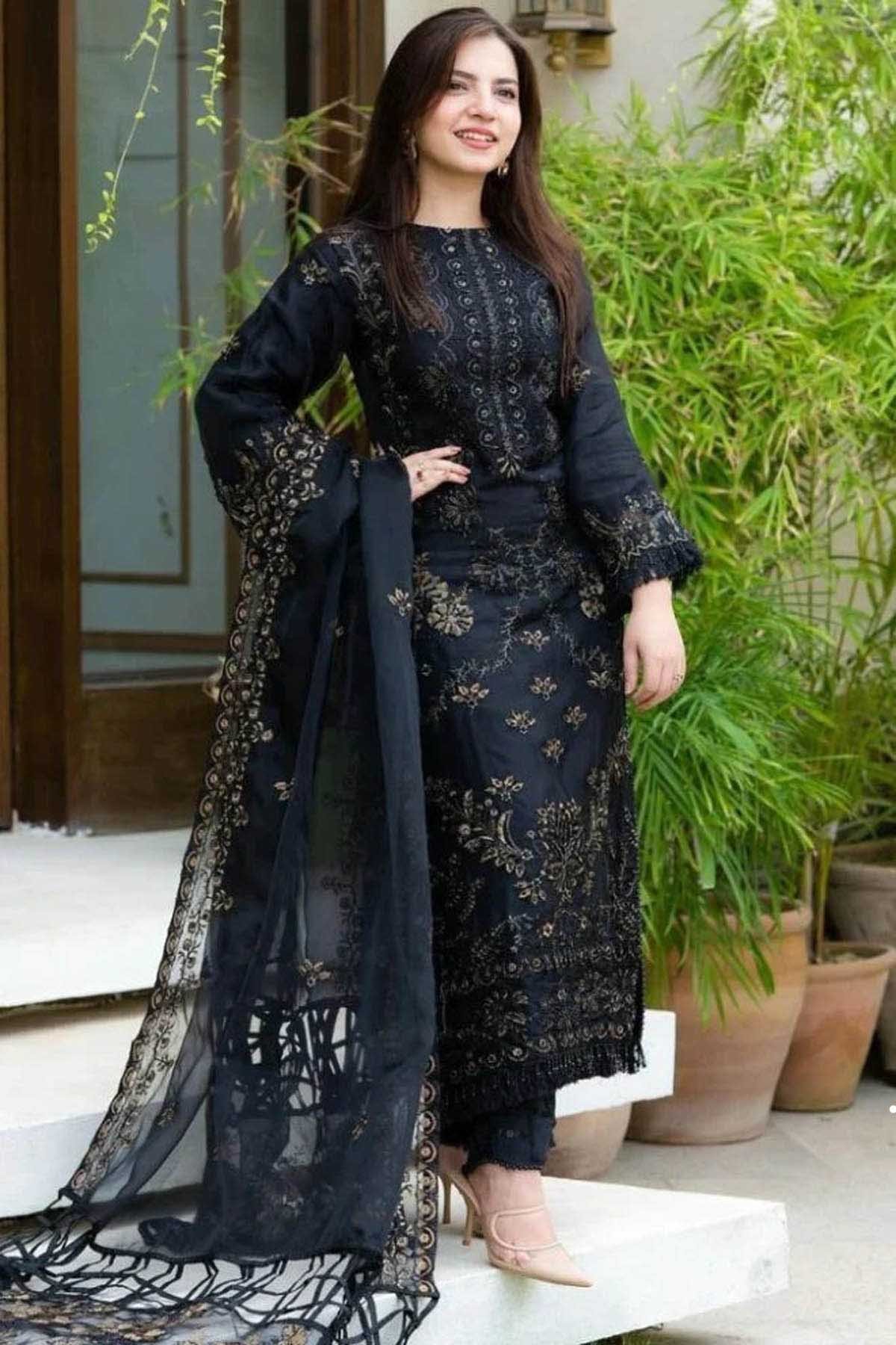 Nisa women new dress design empires collection pakistan top brand clothing fashion 2024Nisa women new dress design empires collection pakistan top brand clothing fashion 2024