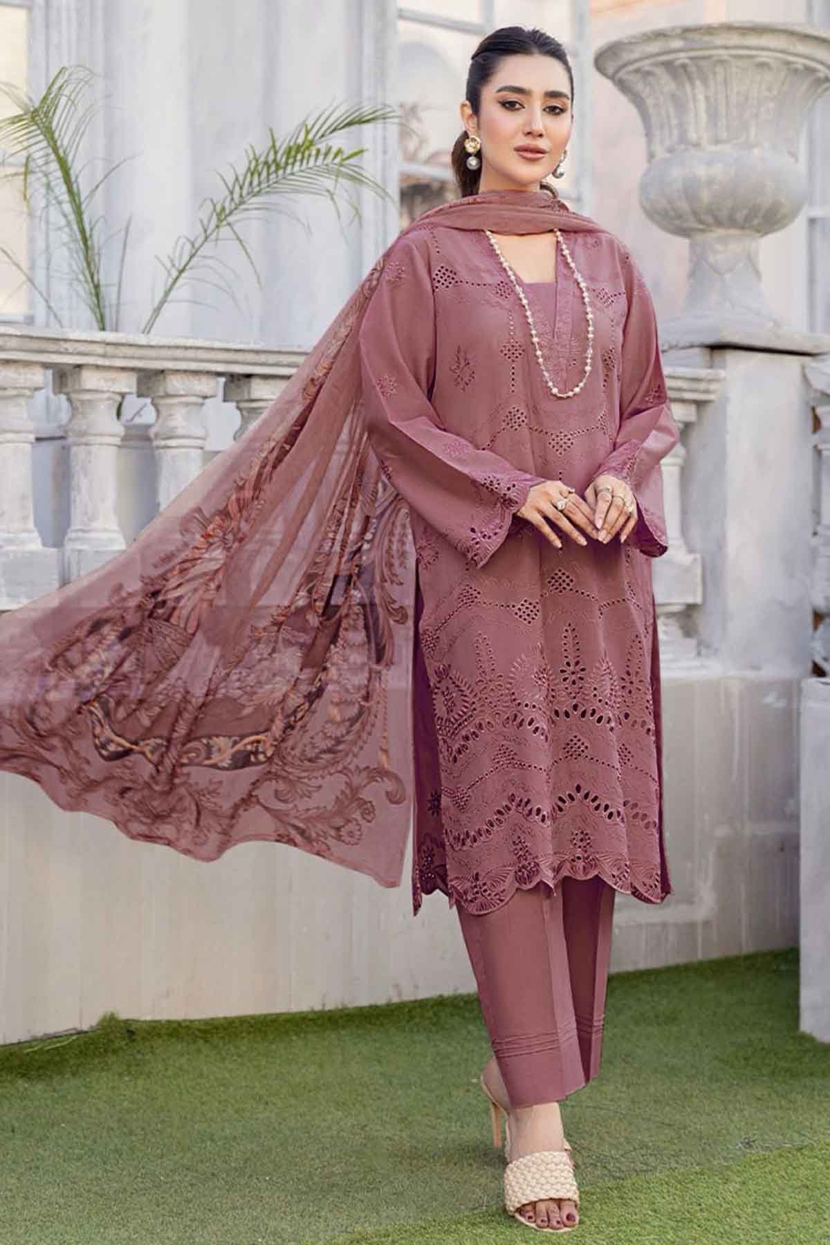 women new dress design original brand Pakistan best clothing brand empires collection 2025 girls shalwar kameez fashion trend